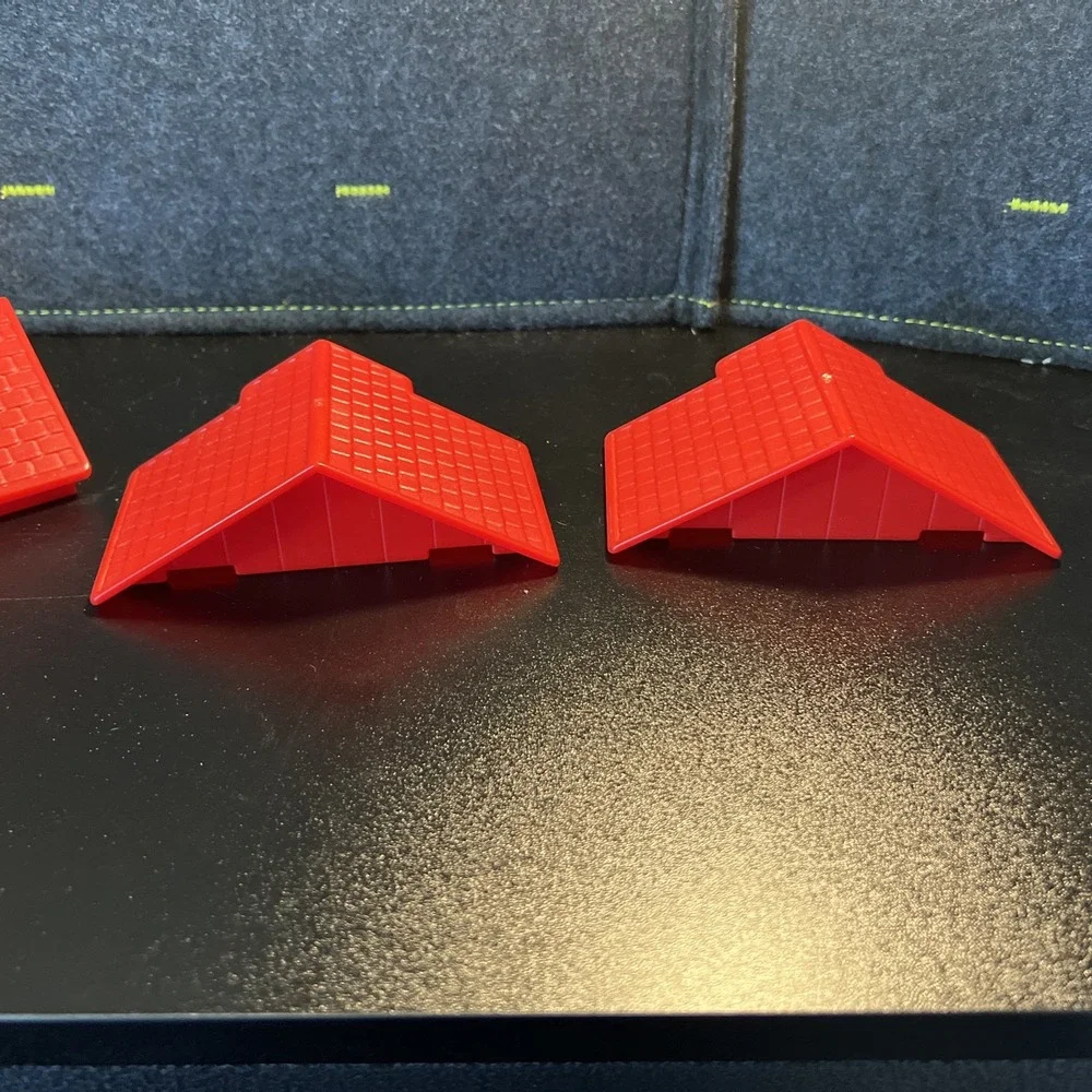 LOT‎ Lincoln Logs Replacement Parts Plastic Siding Roof Pieces Red